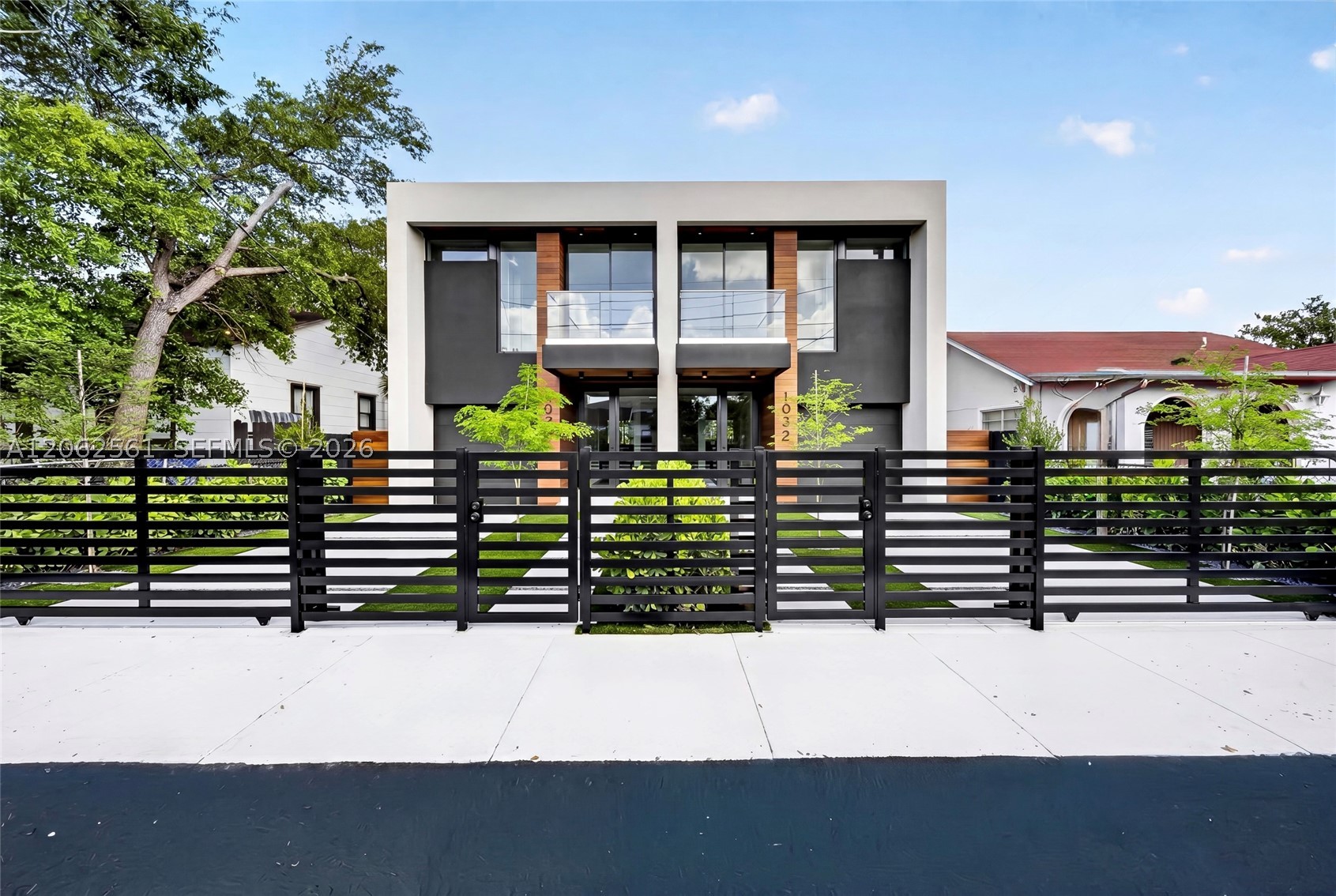 1034 SW 11th - 1034 SW 11th, Miami, FL 33130 Luxury Property | Jose Angel Pina