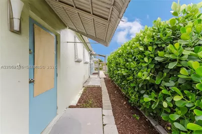 5737 Grant #3, Hollywood, FL 33021 - Photo 13