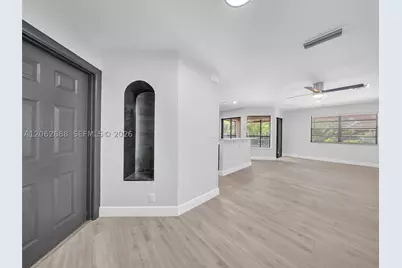 8407 Shadow #3-10, Coral Springs, FL 33071 - Photo 9