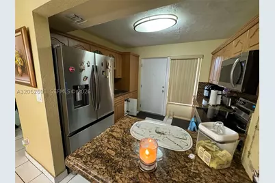9240 Fontainebleau #204, Miami, FL 33172 - Photo 5