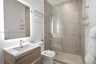 229 SW 9th #405, Miami, FL 33130 - Photo 9