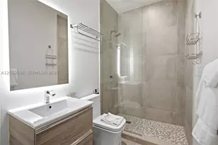 229 SW 9th, Miami, FL 33130 - Photo 9