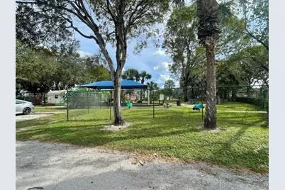 4951 Wedgewood #6, West Palm Beach, FL 33417 - Photo 13