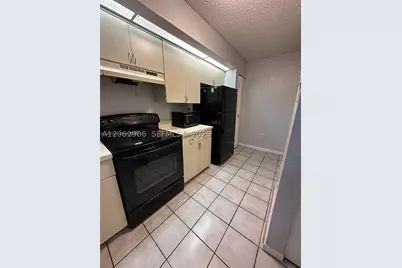 8600 SW 212th #105, Cutler Bay, FL 33189 - Photo 3