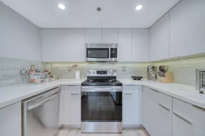 1650 Coral #510, Miami, FL 33145 - Photo 7