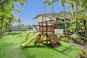 19231 NE 22nd, Miami, FL 33180 - Photo 27