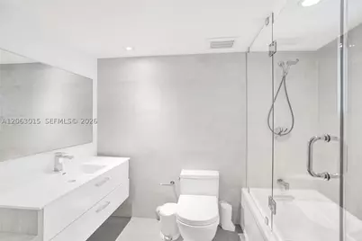 19231 NE 22nd, Miami, FL 33180 - Photo 21