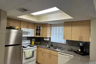 220 NW 87th, Miami, FL 33172 - Photo 9