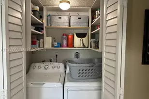 220 NW 87th, Miami, FL 33172 - Photo 17
