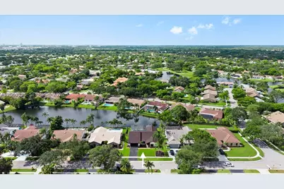 9272 NW 18th, Plantation, FL 33322 - Photo 49