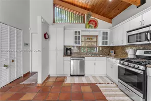 11209 SW 114th Ln, Miami, FL 33176 - Photo 5