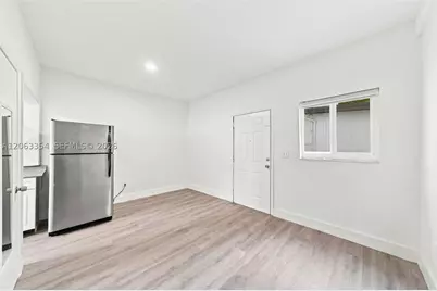 128 NW 9th #4, Miami, FL 33128 - Photo 9