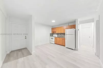 635 SW 7th #APT 4, Miami, FL 33130 - Photo 17