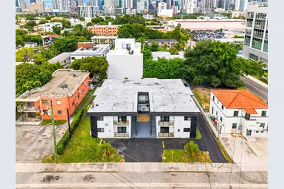 635 SW 7th #APT 5, Miami, FL 33130 - Photo 1