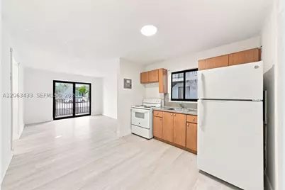 635 SW 7th #APT 5, Miami, FL 33130 - Photo 21