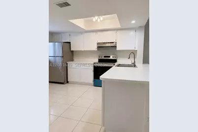 106 Palm Beach Trace #106, Royal Palm Beach, FL 33411 - Photo 3