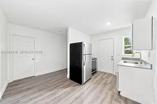 925 NW 69th, Miami, FL 33150 - Photo 17