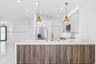 9613 NW 8th, Plantation, FL 33324 - Photo 15