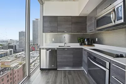 151 SE 1st #1910, Miami, FL 33131 - Photo 11
