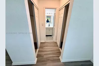 341 N 66th, Hollywood, FL 33024 - Photo 15