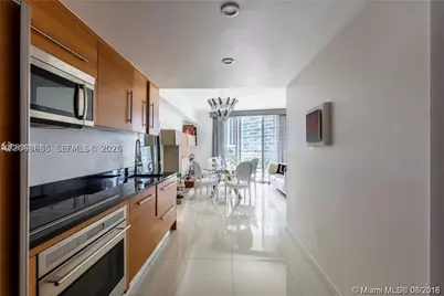 465 Brickell #604, Miami, FL 33131 - Photo 5