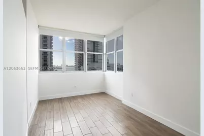 2200 NE 4th #802, Miami, FL 33137 - Photo 13