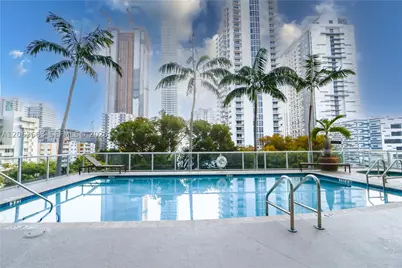 2200 NE 4th #802, Miami, FL 33137 - Photo 31