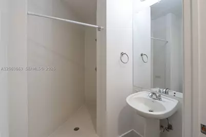2200 NE 4th #802, Miami, FL 33137 - Photo 21