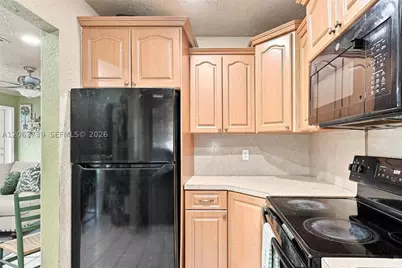 266 SW 7th, Deerfield Beach, FL 33441 - Photo 11