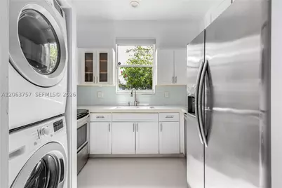 3037 Center #2, Miami, FL 33133 - Photo 15
