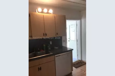 429 49th, West Palm Beach, FL 33407 - Photo 3
