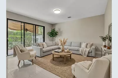 20973 NW 1st, Pembroke Pines, FL 33029 - Photo 5
