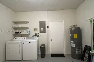 1448 Barcelona, Weston, FL 33327 - Photo 31