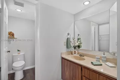 1713 Whitehall #306, Davie, FL 33324 - Photo 17