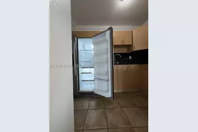 [Address not provided], Miami, FL 33135 - Photo 3