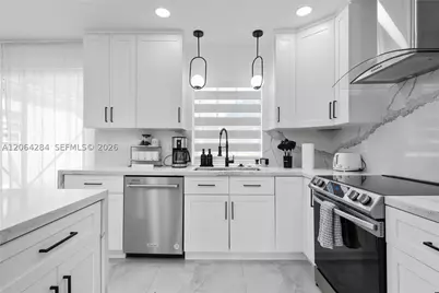315 NW 106th, Miami, FL 33150 - Photo 7