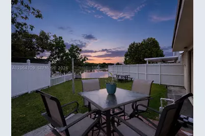 18772 NW 80th, Hialeah, FL 33015 - Photo 45