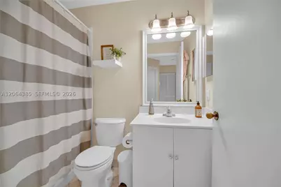 885 Tanglewood #885, Weston, FL 33327 - Photo 13
