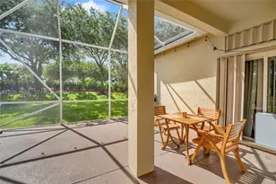 885 Tanglewood, Weston, FL 33327 - Photo 25
