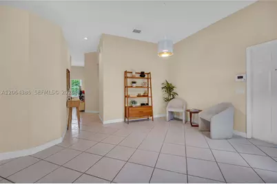 885 Tanglewood #885, Weston, FL 33327 - Photo 19