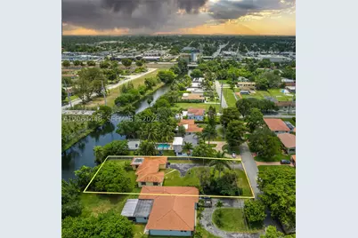 400 NW 87th, El Portal, FL 33150 - Photo 3