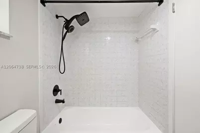 447 NE 195 Th #414, Miami, FL 33179 - Photo 5