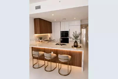 1400 Biscayne #3603, Miami, FL 33132 - Photo 3