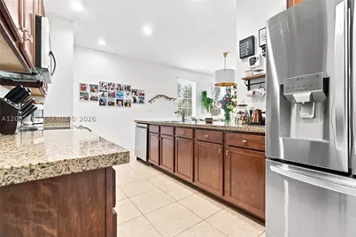 1075 SW 147 #5601, Pembroke Pines, FL 33027 - Photo 5