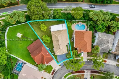 15887 NW 11th, Pembroke Pines, FL 33028 - Photo 63