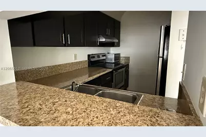 1032 Twin Lakes #21-G, Coral Springs, FL 33071 - Photo 5