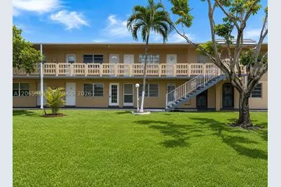 20311 NE 2nd #15, Miami, FL 33179 - Photo 13