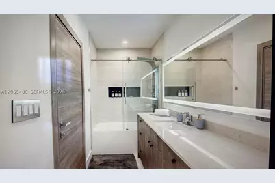 2335 NE 194th, Miami, FL 33180 - Photo 13