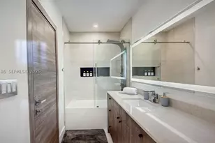 2335 NE 194th, Miami, FL 33180 - Photo 13