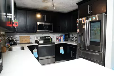 4332 NW 3rd, Deerfield Beach, FL 33064 - Photo 11